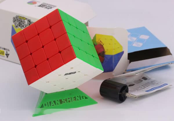 DianSheng magnetic 4x4x4 cube Solar 4M